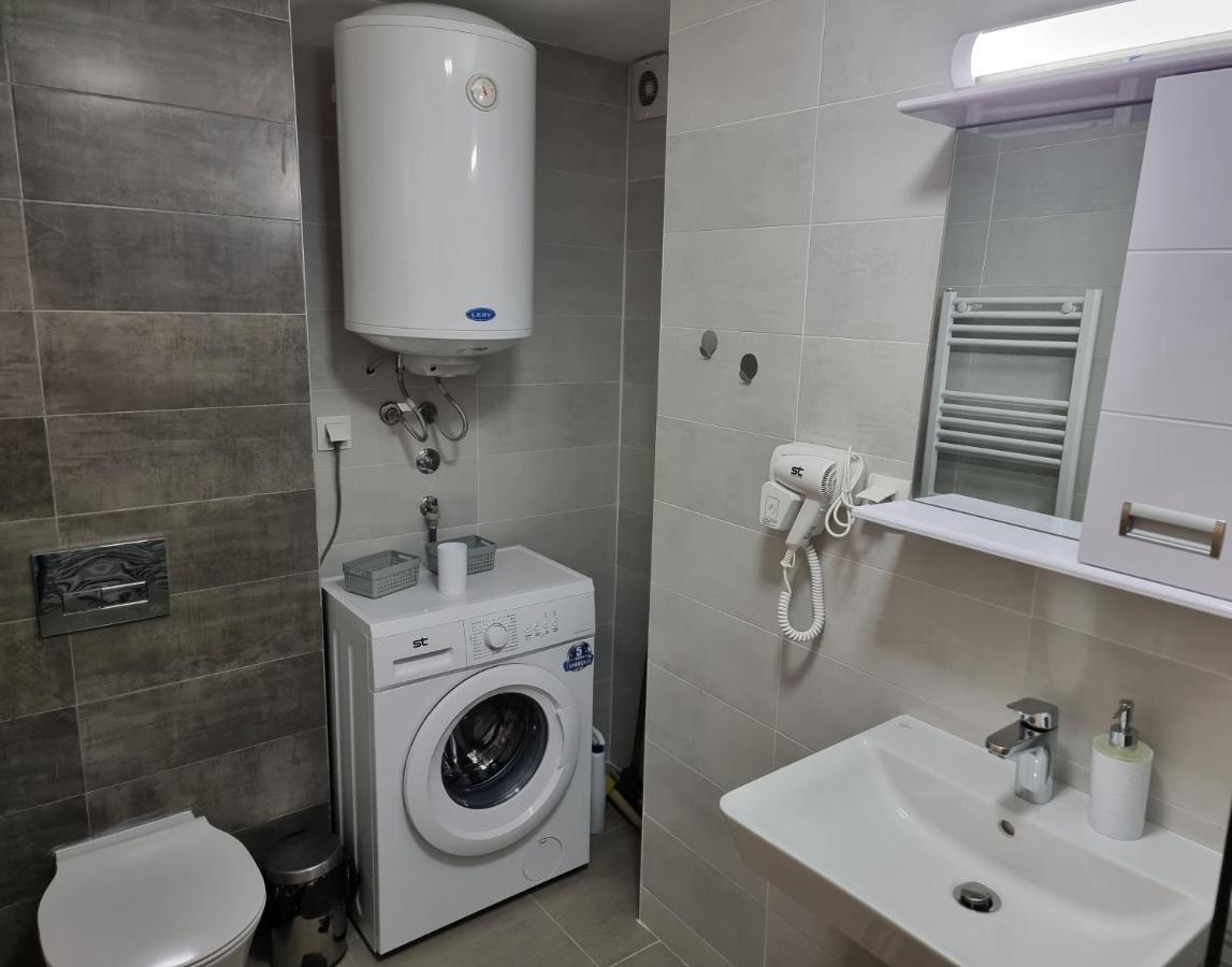 Modern & Trendy Apartment Skopje Eksteriør billede