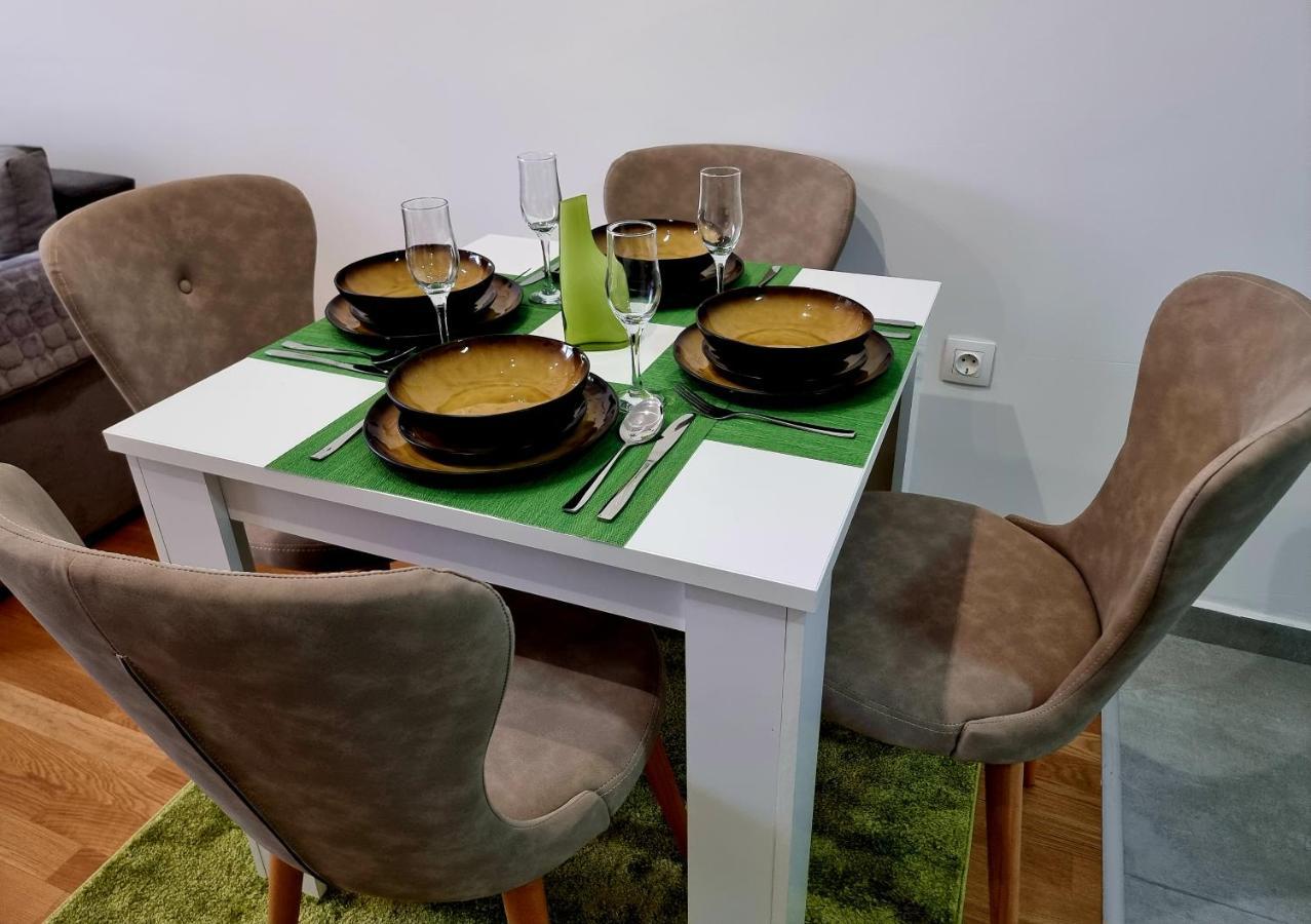Modern & Trendy Apartment Skopje Eksteriør billede