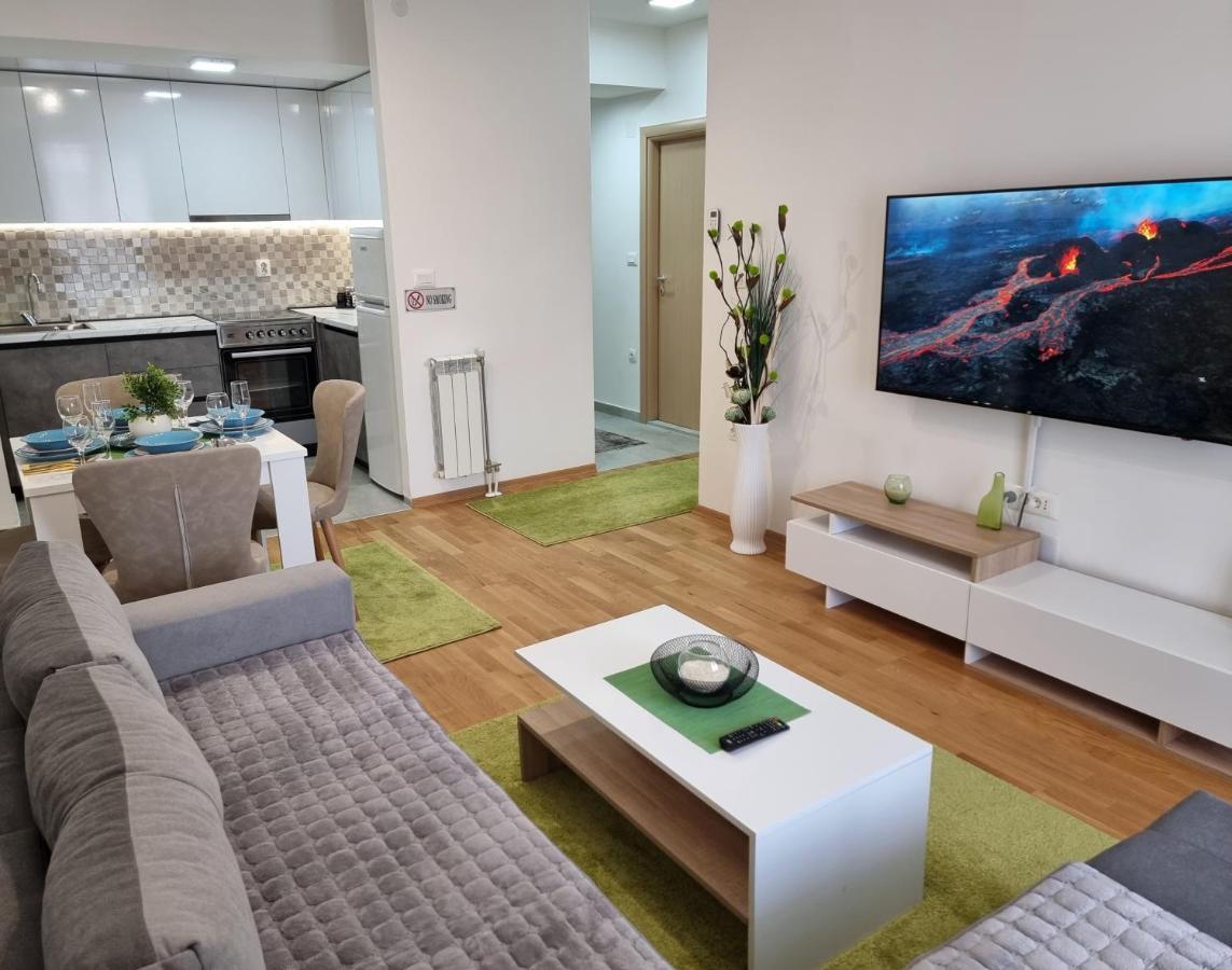 Modern & Trendy Apartment Skopje Eksteriør billede