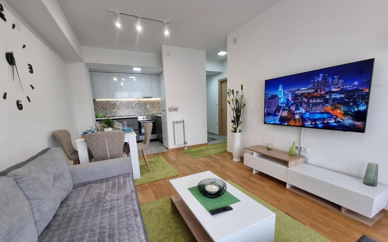Modern & Trendy Apartment Skopje Eksteriør billede